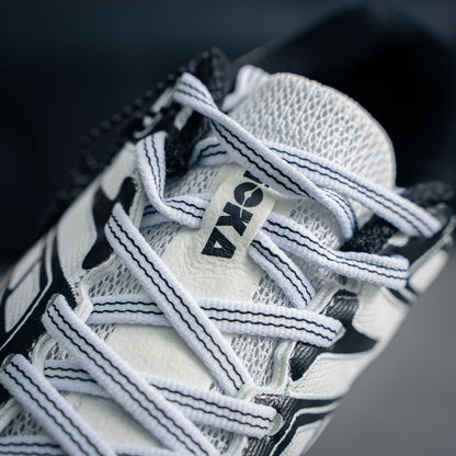 HOKA  ONE ONE SPEEDGOAT 2