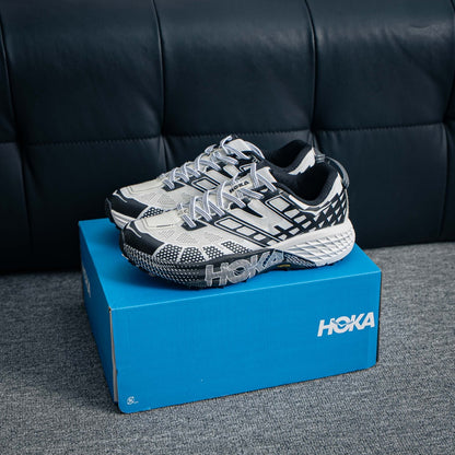 HOKA  ONE ONE SPEEDGOAT 2