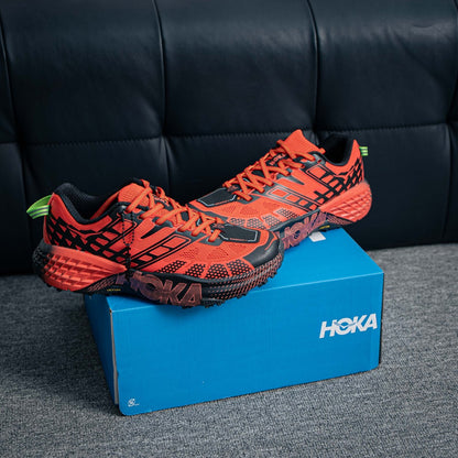 HOKA  ONE ONE SPEEDGOAT 2