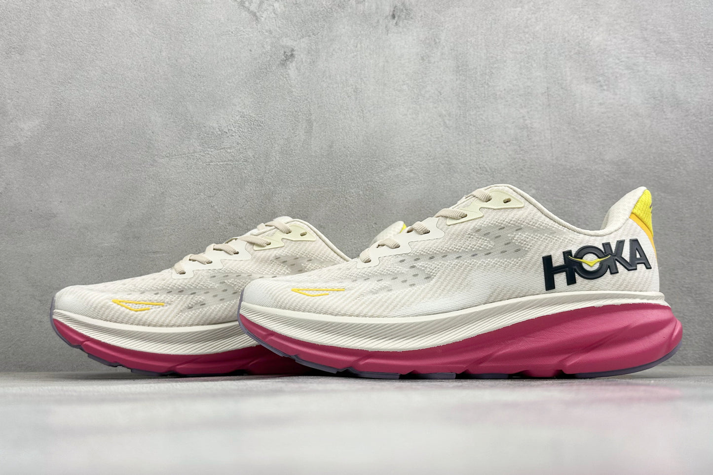 HOKA Clifton 9 Cream/Fuchsia Daily Running Trainers