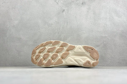 HOKA Clifton 9 Cream Running Shoes