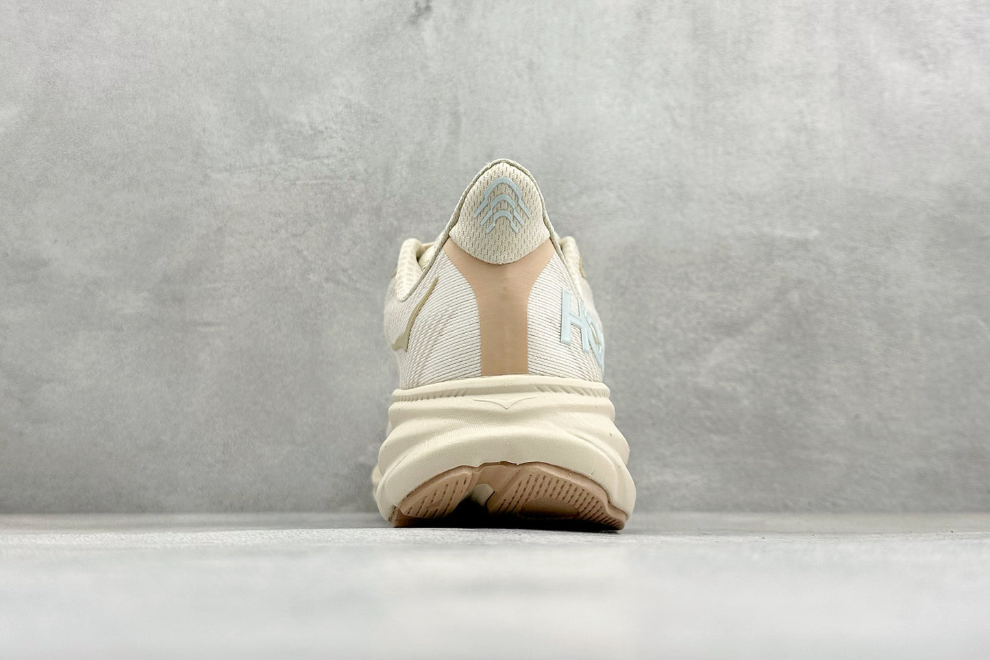 HOKA Clifton 9 Cream Running Shoes