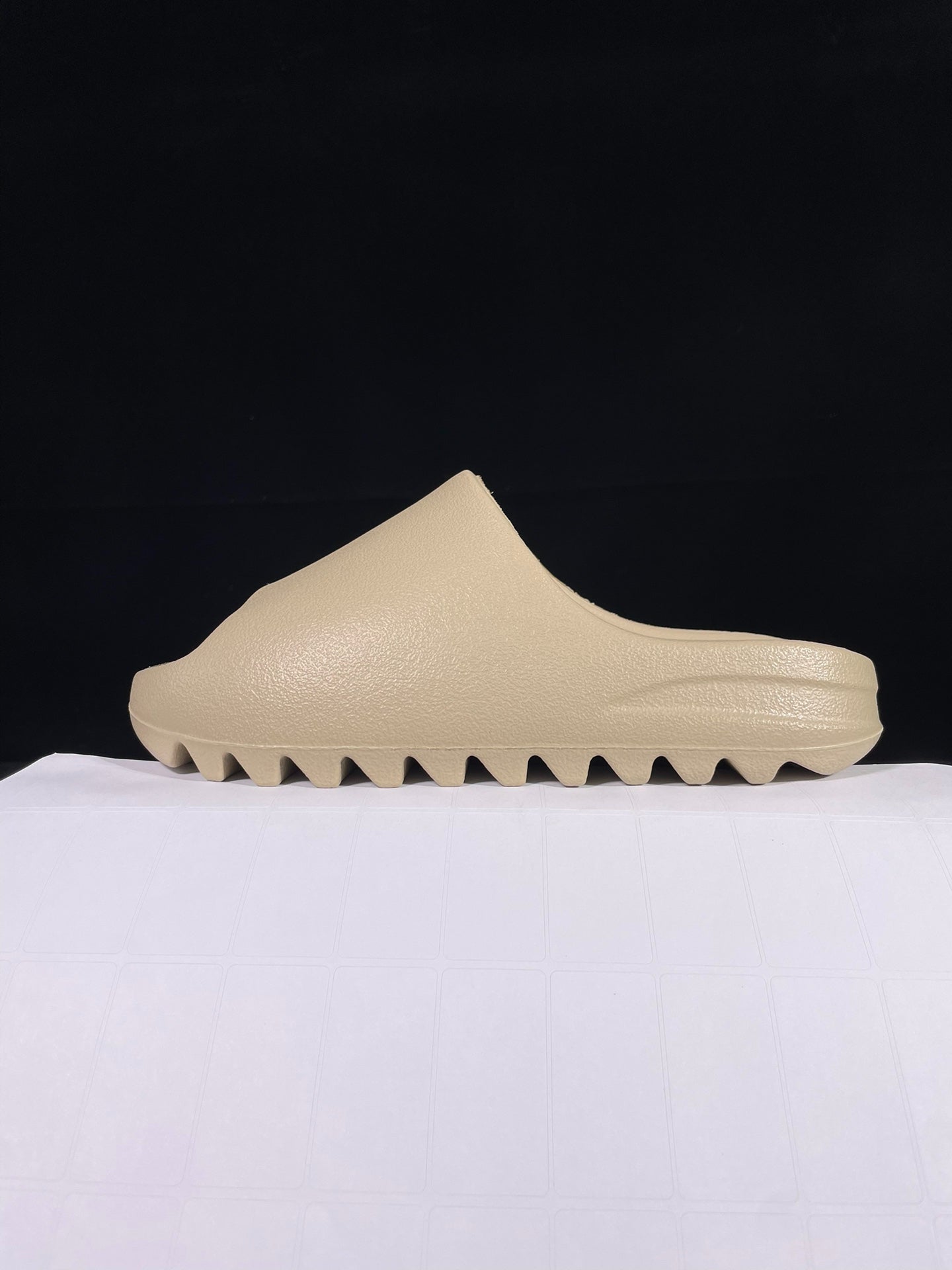 adidas YEEZY Slide Warm Beige Tan