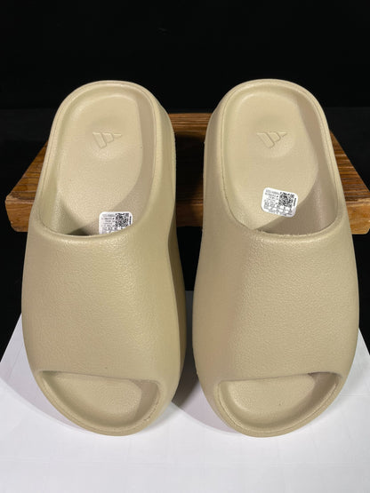 adidas YEEZY Slide Warm Beige Tan