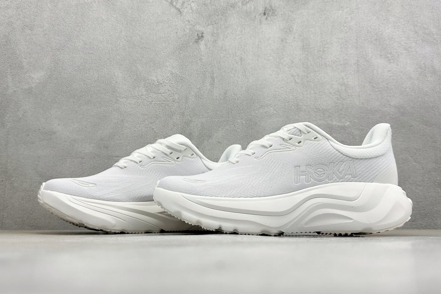HOKA Arahi 8 Triple White Stability Road Running Shoes