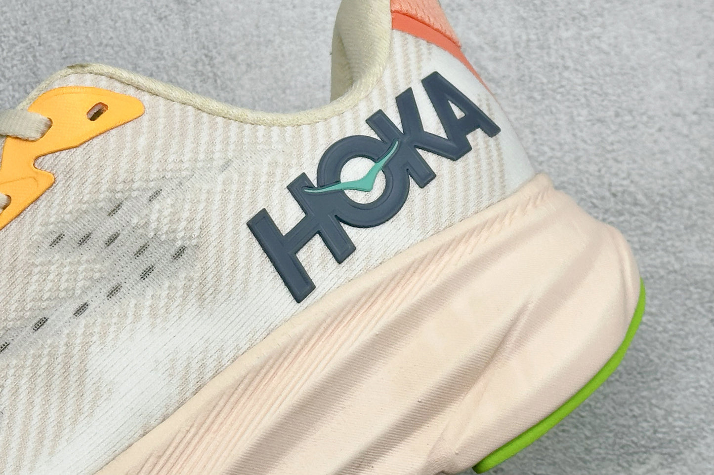 HOKA Clifton 9 Off White & Pale Peach Daily Running Trainers