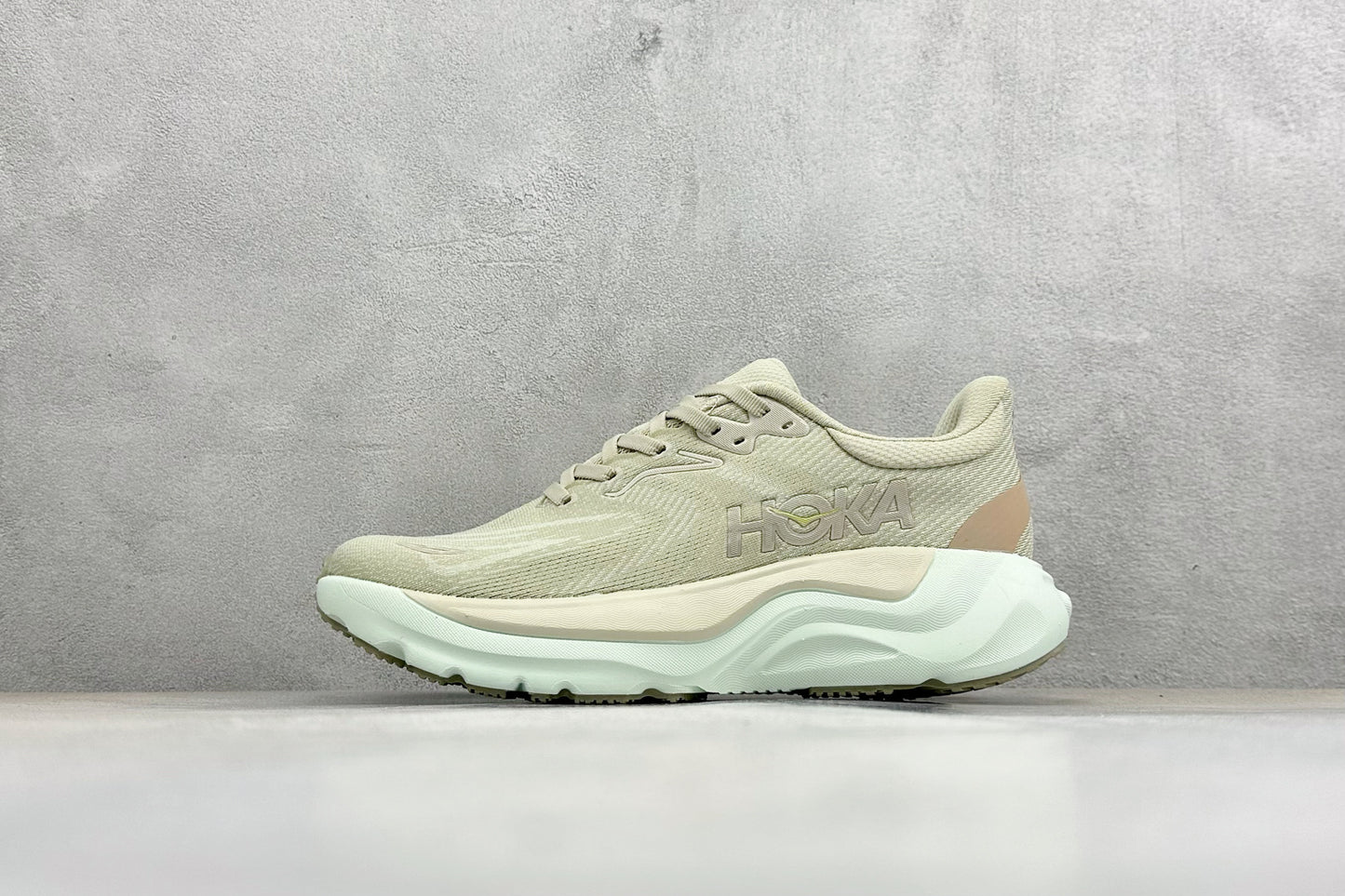 HOKA Arahi 8 Oat Mint Women Stability Running Sneakers
