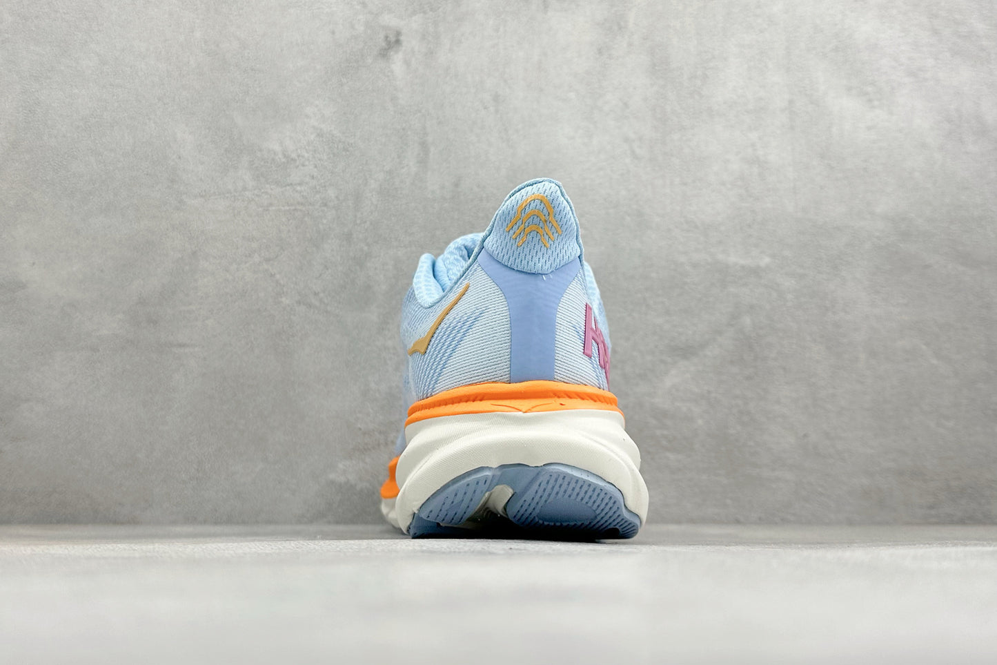 HOKA Clifton 9 Coastal Sky