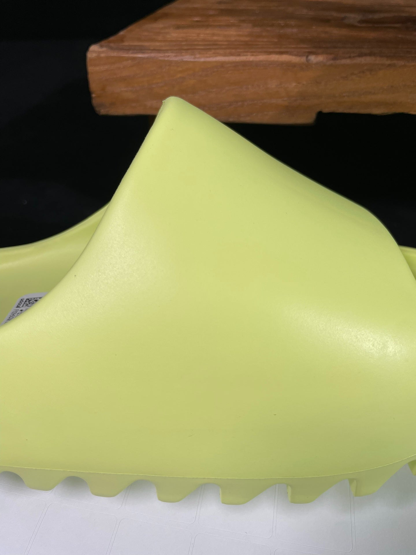 adidas YEEZY Slide "Glow Green"