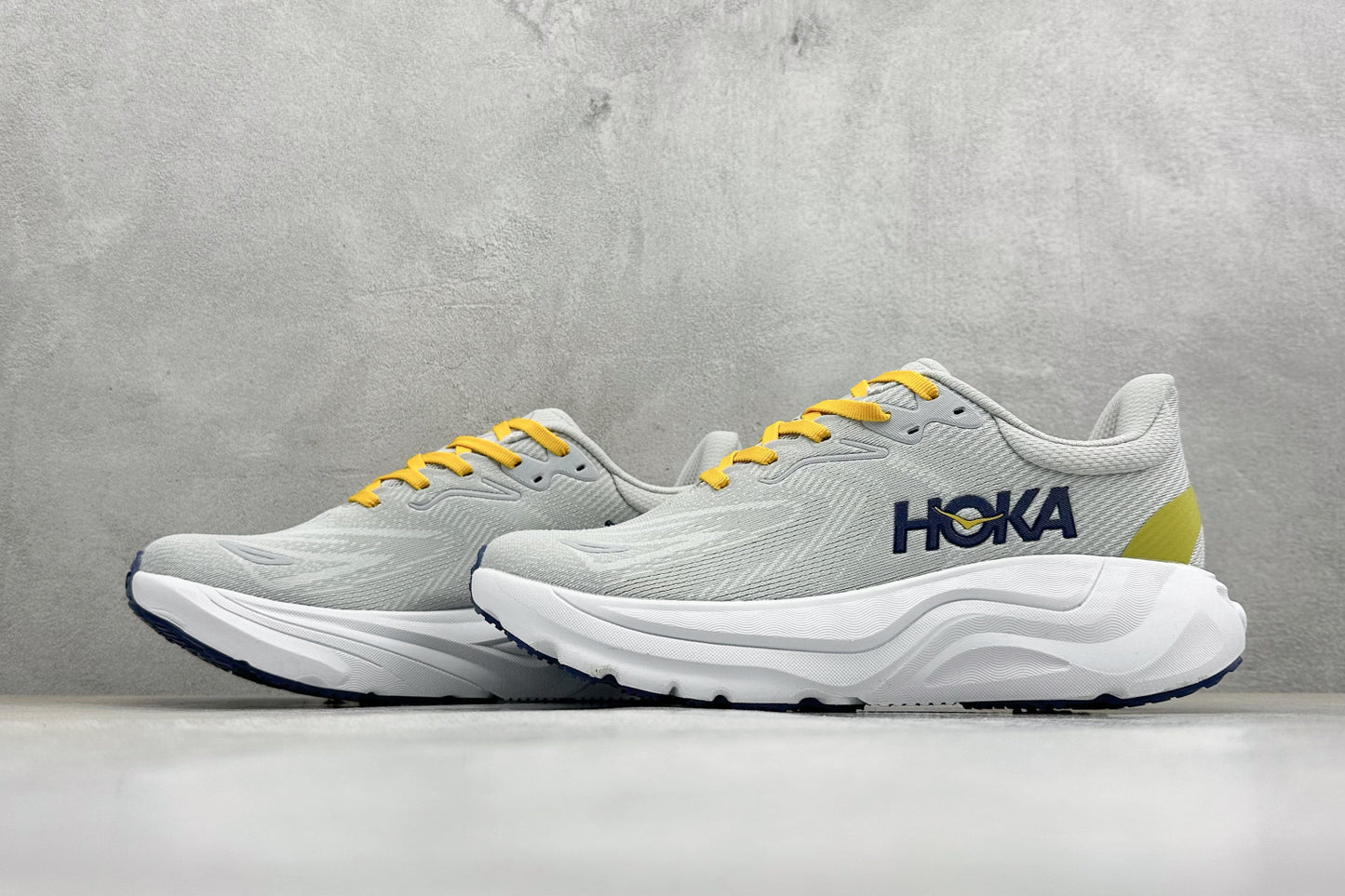 HOKA Arahi 8 Grey Mustard Stability Road Running Shoes