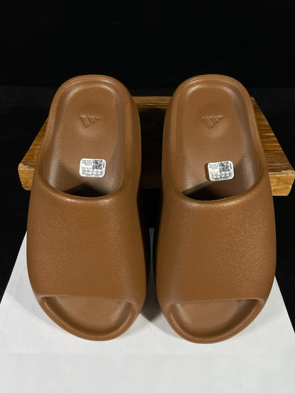 adidas YEEZY Slide "Flax"