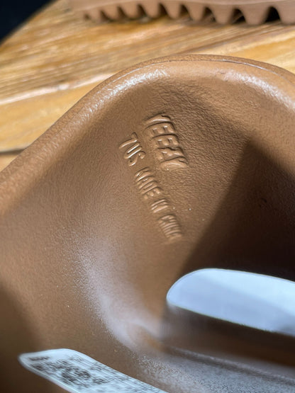adidas YEEZY Slide "Flax"