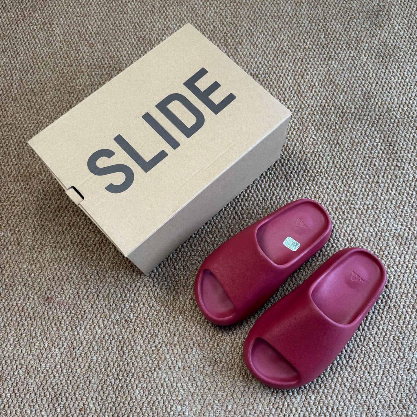 Adidas Yeezy Slide “Garmine”