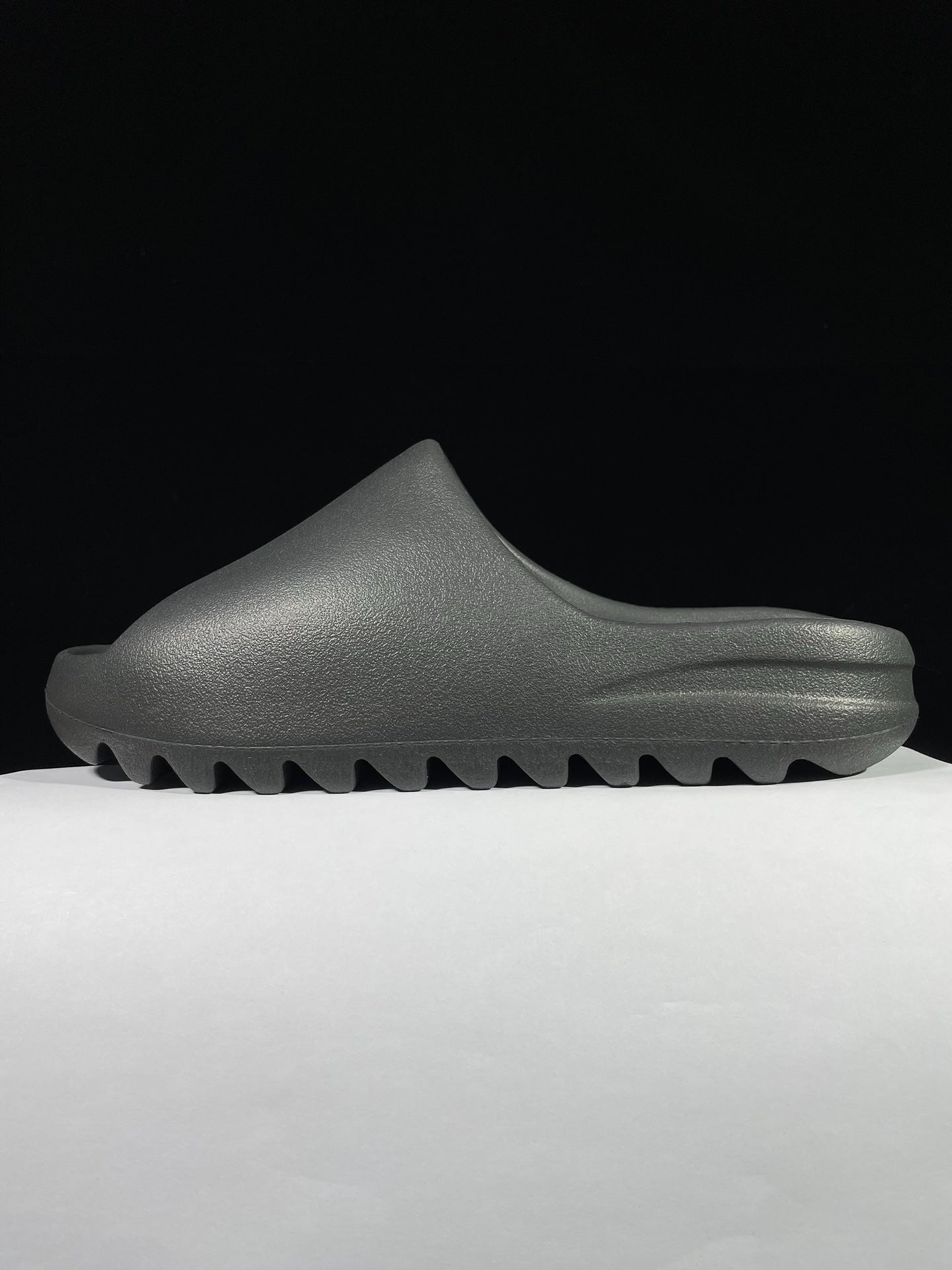 adidas YEEZY Slide "Onyx" Men's Casual Foam Sandal Slides