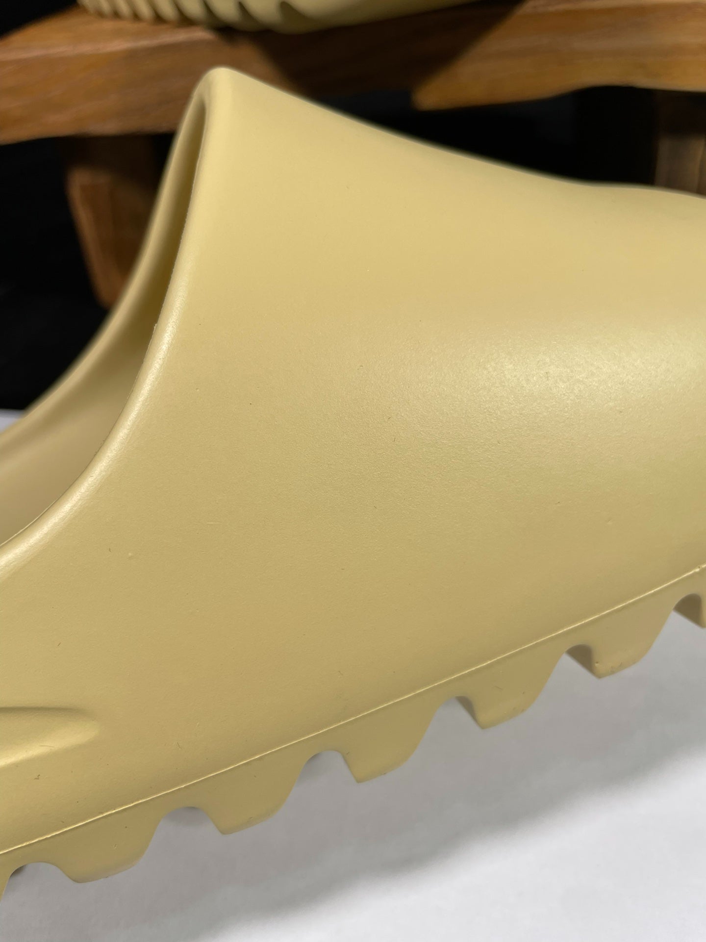 adidas Yeezy Slides 'Desert Sand'