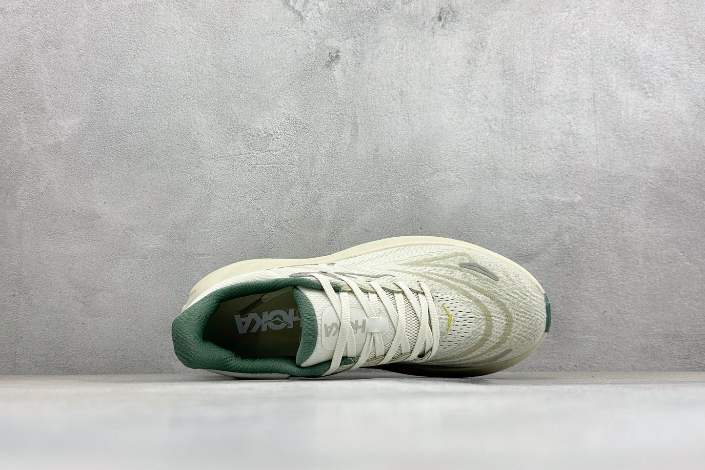 HOKA Arahi 8 Off White Deep Green Stability Running Shoes