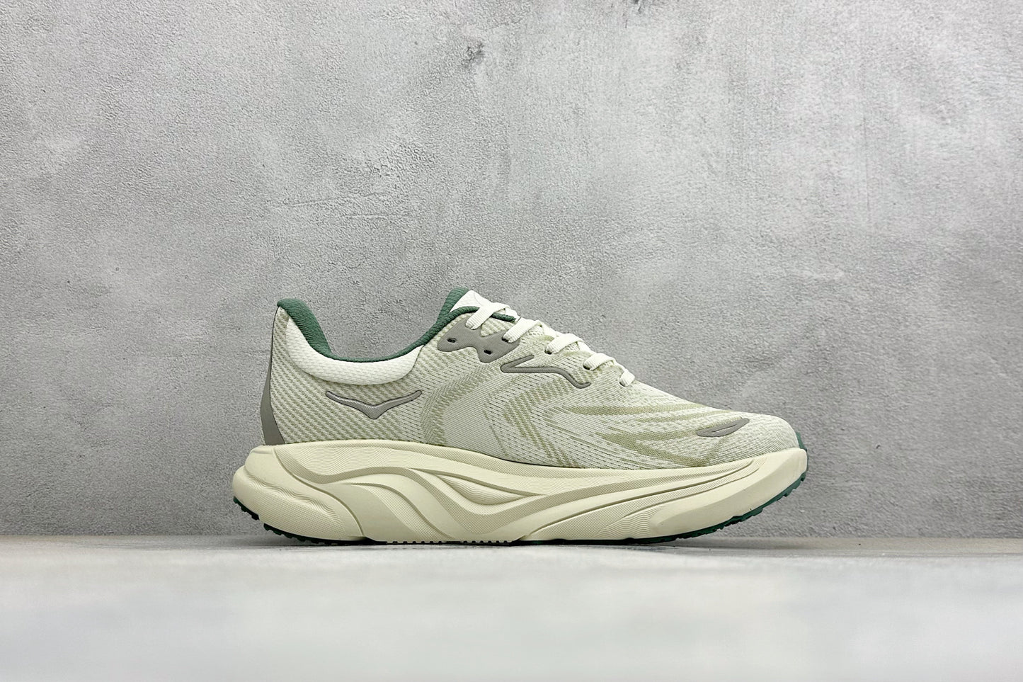 HOKA Arahi 8 Off White Deep Green Stability Running Shoes