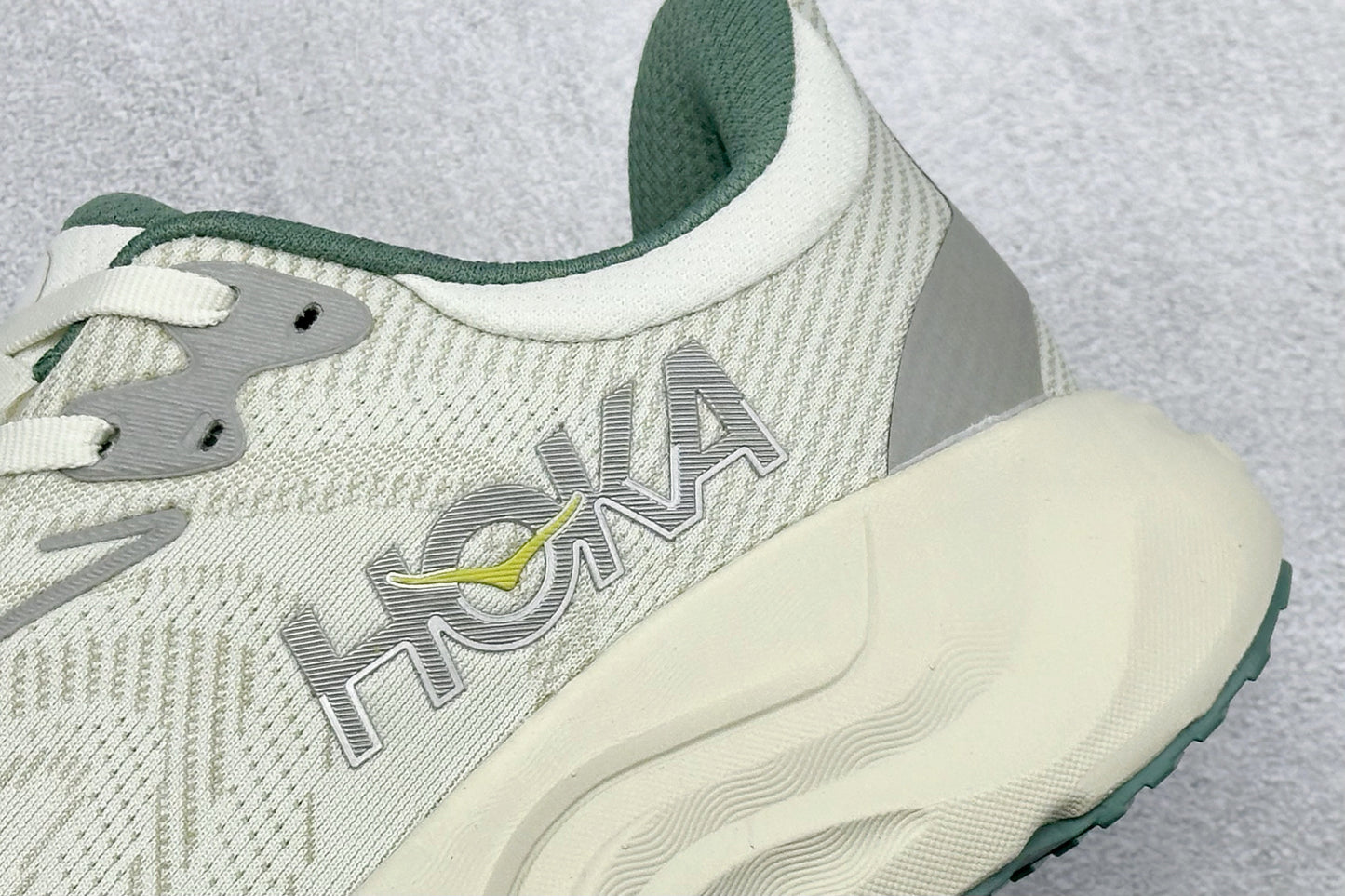 HOKA Arahi 8 Off White Deep Green Stability Running Shoes