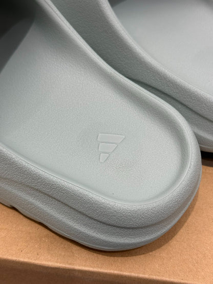 adidas YEEZY Slide "Salt"