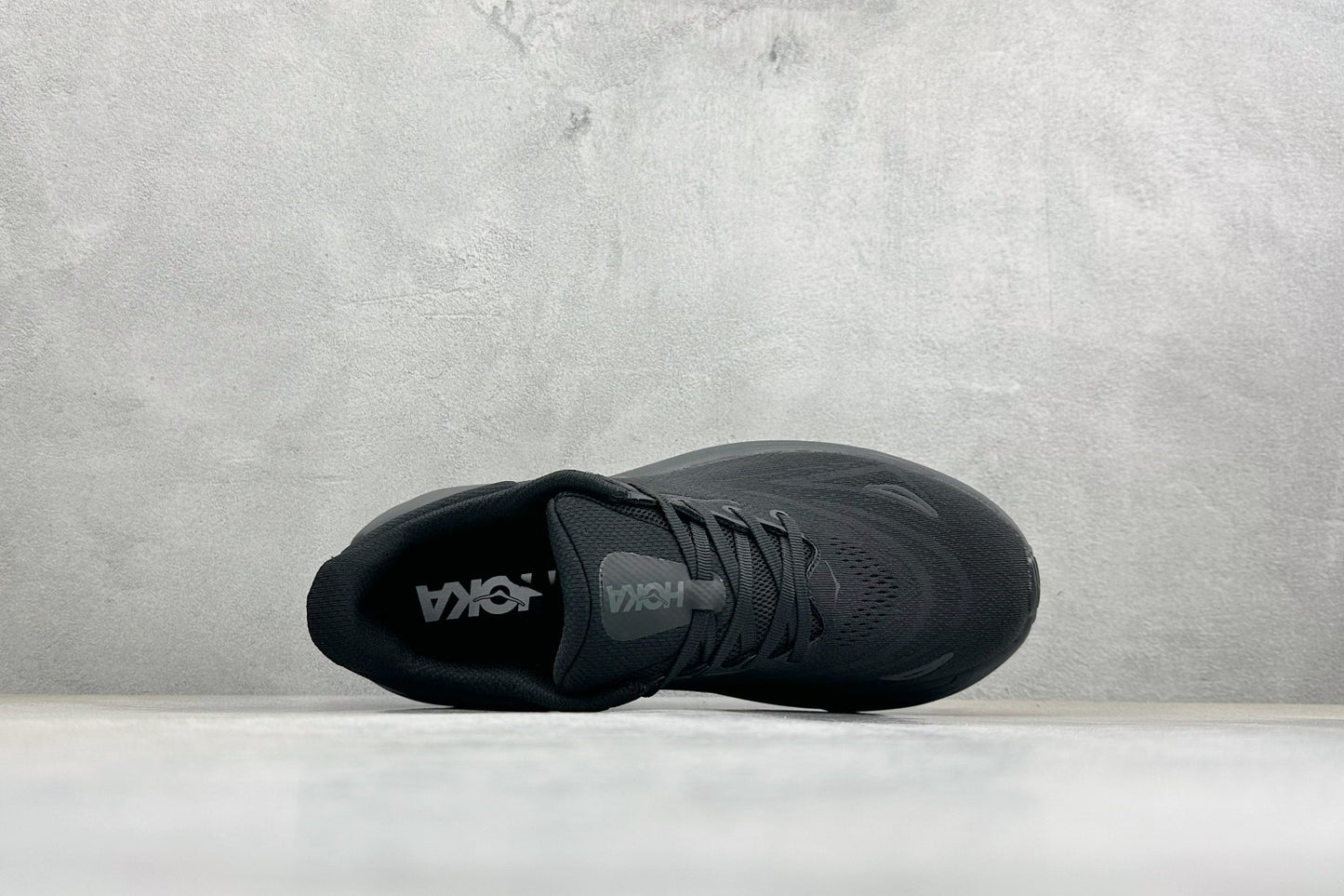 HOKA Arahi 8 Full Black All Black Stability Running Shoes