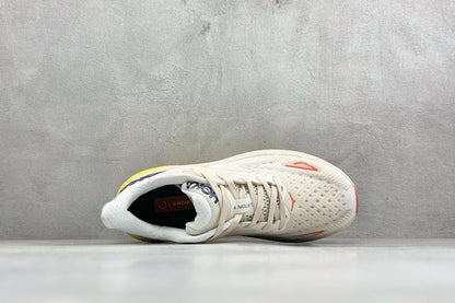 HOKA Clifton 9 Cream/Yellow Running Shoe