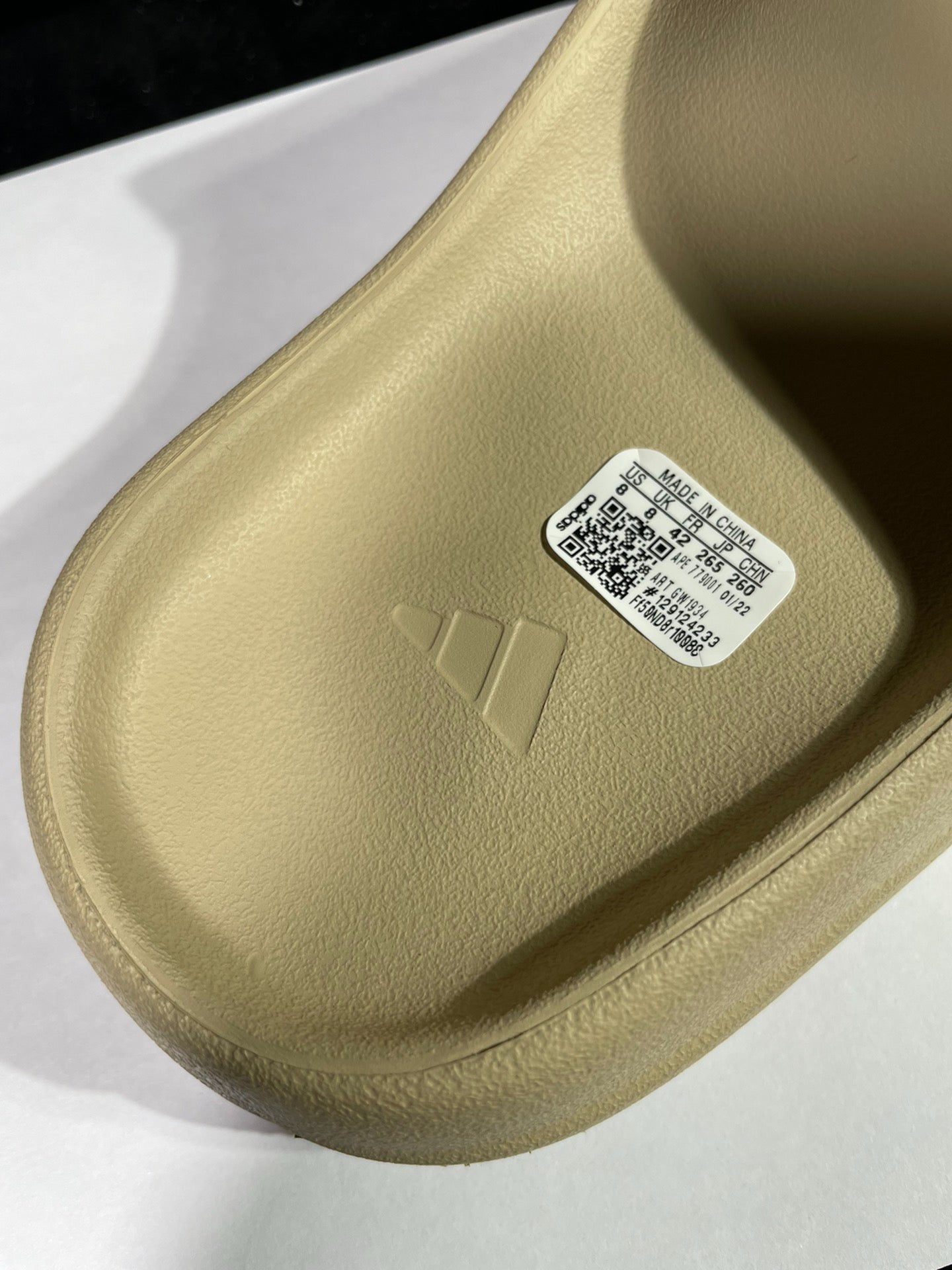 adidas YEEZY Slide "Pure"