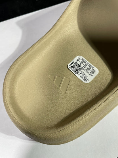 adidas YEEZY Slide "Pure"