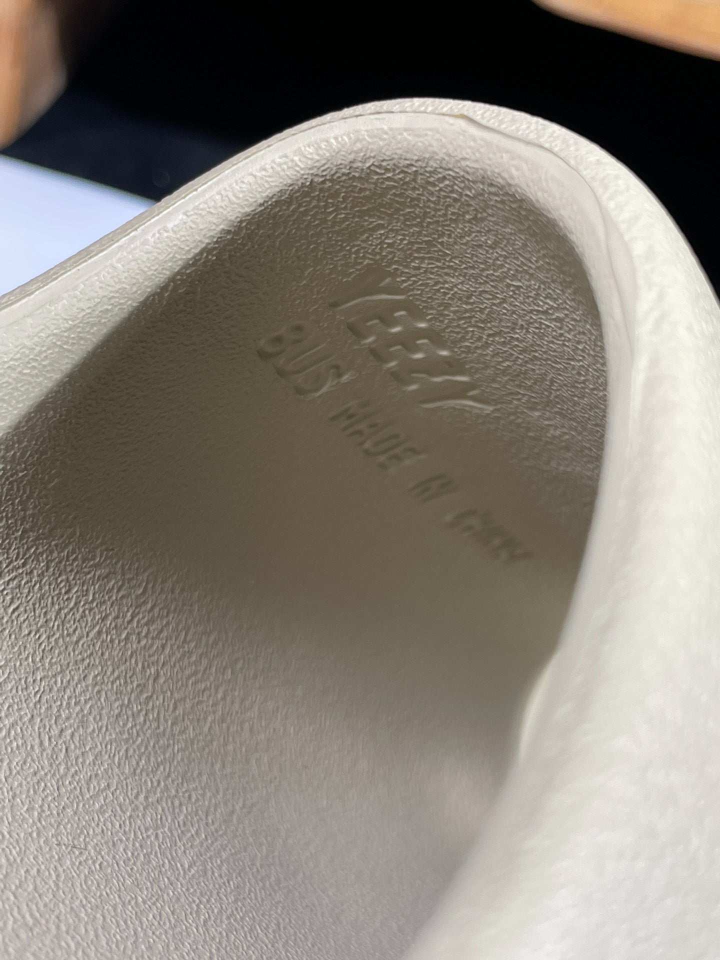 adidas YEEZY Slide "Pure"