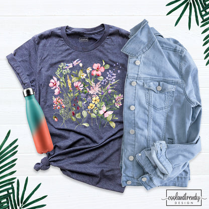 Floral Wildflower Tshirt for Women Nature Lover Tee, Botanical Garden T-Shirt, Spring Summer Shirts, Vintage Style Flower Gift Ladies Outfit