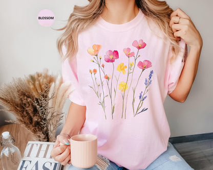 Wildflower Comfort Colors® T-Shirt, Flower Shirt, Floral Shirt, Boho Flower Shirts Women, Cottagecore T Shirt, Womens Botanical, Garden Tee