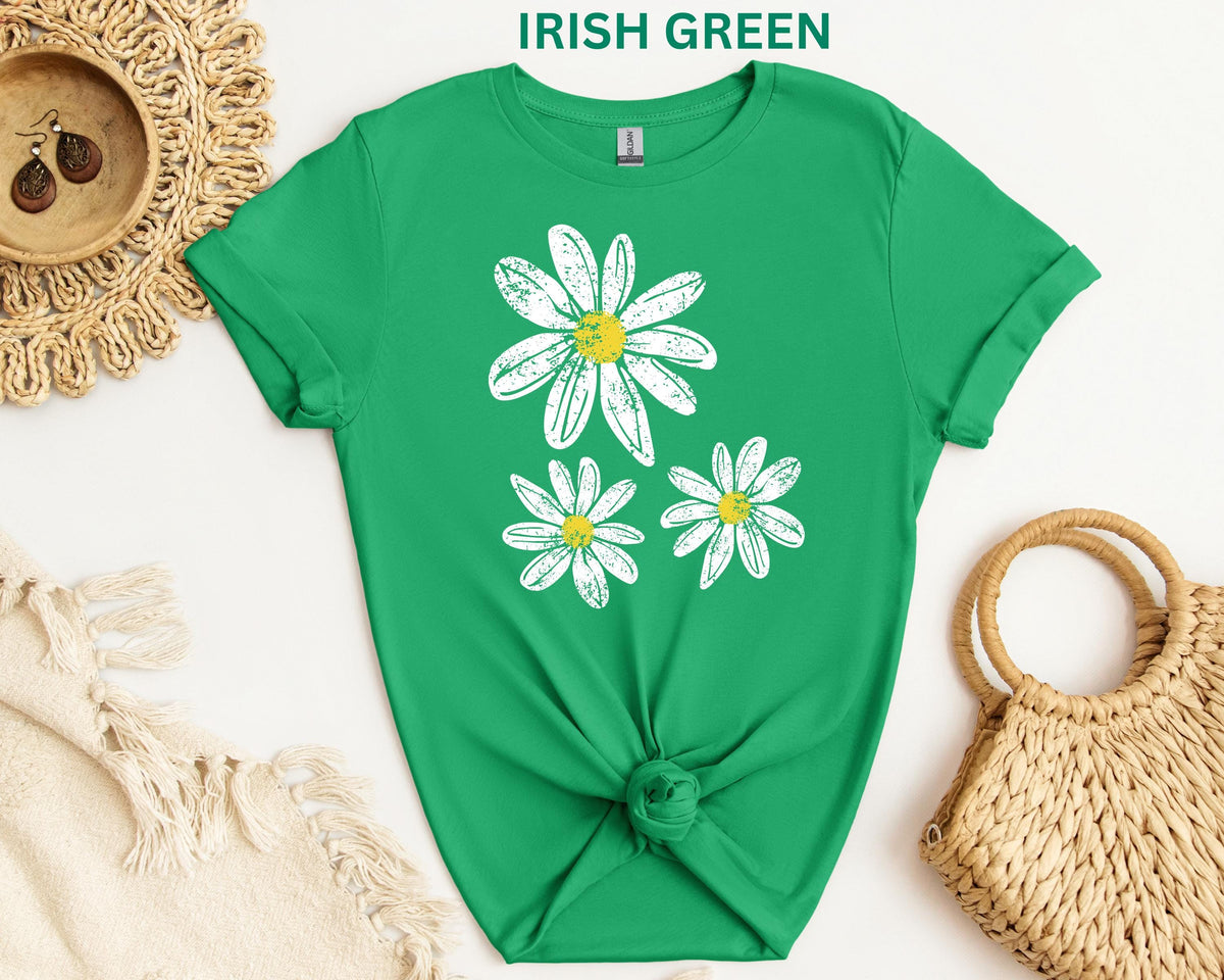Daisy Shirt, Boho Floral Graphic Tee, Retro Aesthetic Flower Shirt, Spring Flower Trendy Summer Three  Daisy Shirt for Women and Youth Girl